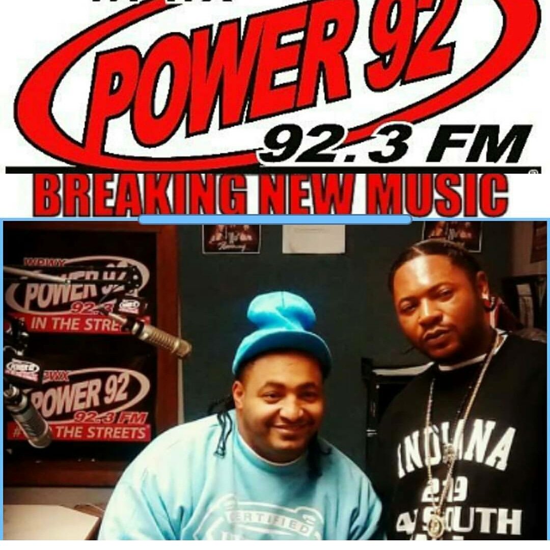 CWairent's tweet photo. #djkceaser 43South #seandale #power92.3 #wairent #epicrecords #defjamrecords #Jeezy #teament #CHICAGO
#DETROIT #Atlanta
#Lildurk #Twista #Hiphopweekly #Power92Chicago #WgciChicago
#RawtvRadio
#Hiphopweekly #DjPharris #whowanttomakeit #MaybachMusicGrp #NetworkShowcase https://t.co/ghN8CYEmfE