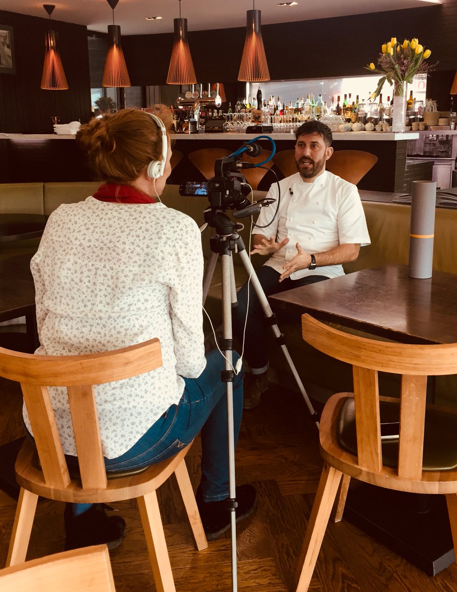 SavernakeKnives's tweet photo. It’s a wrap! We have had a wonderful stay at Rocksalt @Rocksalt_Kent before filming the legendary Mark Sargeant @marksargey10 talking about his finished bespoke knife. Film to come, watch this space!! #chefstagram #bespoke #cheflife  #chef #bespokeknives @Gingerwink https://t.co/1EJLxGv0iP