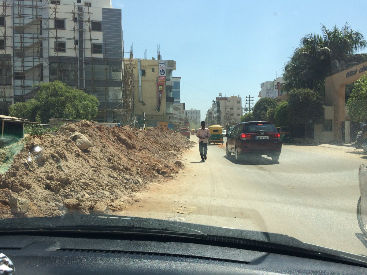 NeeladriRoad's tweet photo. Someone has taken objections to drainage work which is the basis for good road.
Can we identify these people and ask them to stop this nonsense? https://t.co/xVsbBcYG5z