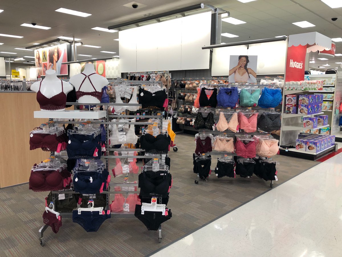 katie_ambuehl's tweet photo. Bright spring colors and fashionable styles! #TargetWillowbrook #TargetStyle #Intimates #Xhiliration #Lace #SpringColors #MixAndMatch @jennkallman @julianeA37 @nikki_j1981 @PKaterinis https://t.co/C3584aR2OK
