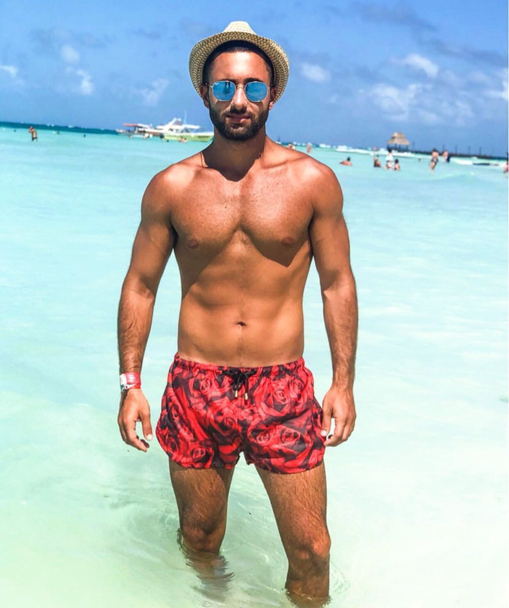 PShulo's tweet photo. #ShortPapyshulo #Rosas 
#PapyshuloStore #Papyshulo 
#RivieraMaya 
Excelente inicio de semana! https://t.co/cL2nKkYufT