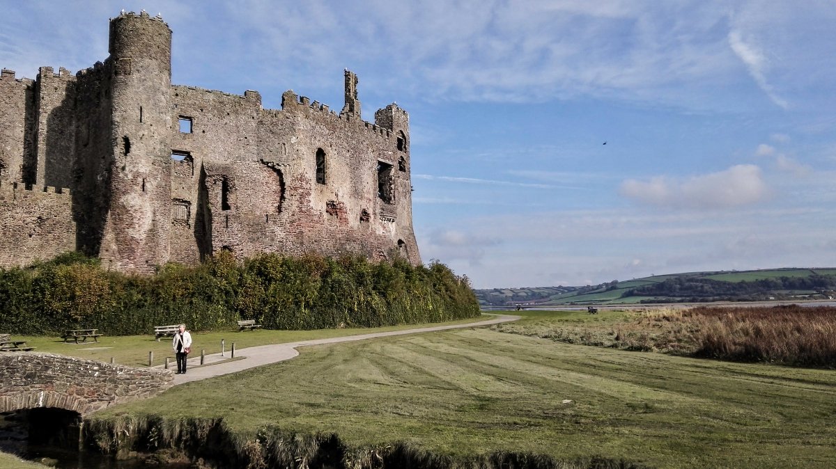 visitwales's tweet photo. We are looking for the most stunning place in Wales to do your #SportReliefSteps send us a picture of your favourite spot in the great outdoors @sportrelief https://t.co/6c6Y6vEHX2
