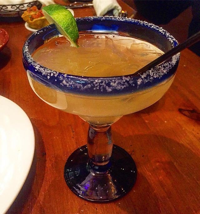 lafondasantafe's tweet photo. Margarita time... 😃🍸#margaritatime🍸 #margaritatime🍹 #margaritatime #margarita #lafondamargarita #lafondaontheplaza #drinks🍹 #drinks #havingmargaritas #havingdrinks 📷: @vicandonol
.
#REPOST #margaritamonday #margaritatgrail https://t.co/ySDP54Qgmg https://t.co/hCIdHjPTah