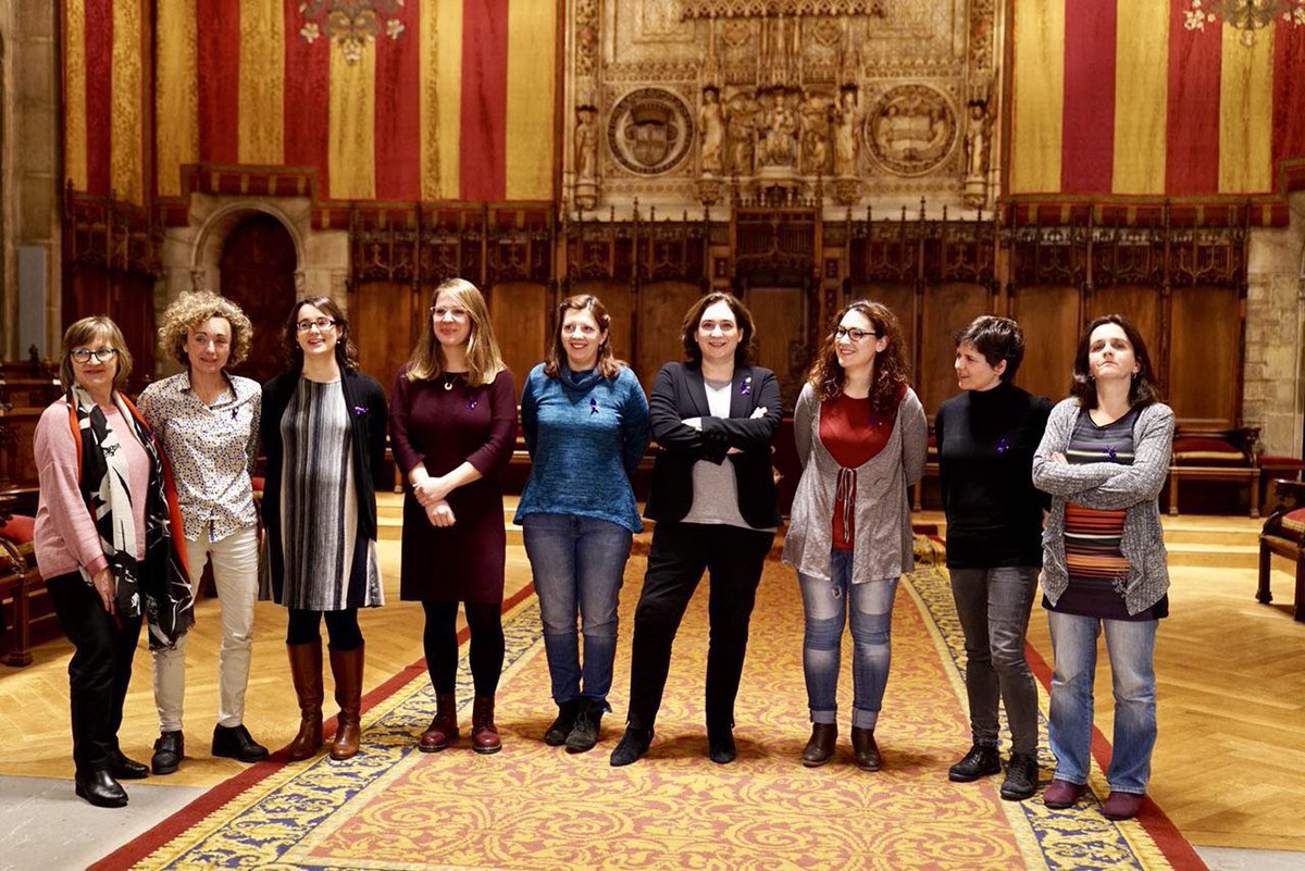 AdaColau's tweet photo. Per la igualtat d'oportunitats, per una democràcia real, per acabar amb la bretxa salarial, per totes les treballadores precàries q no podran fer vaga, per les nenes d'avui, dones de demà. Dijous 8M regidores i comissionades del govern d BCN ens sumem a #8MaLaHuelga #8mJoFaigVaga https://t.co/6eFxfmY1Fa