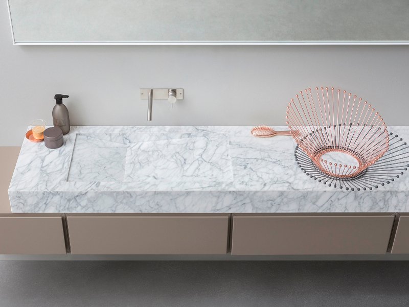 archiproducts's tweet photo. The dramatic veining pattern of gorgeous #Carrara #marble gives to this integrated #washbasin #top by #RexaDesign an elegant and refined look. D Taglio is combinable with Espertanto, Moode or R1 cabinets: https://t.co/l2LrINblPv https://t.co/BjHrtQq0eM