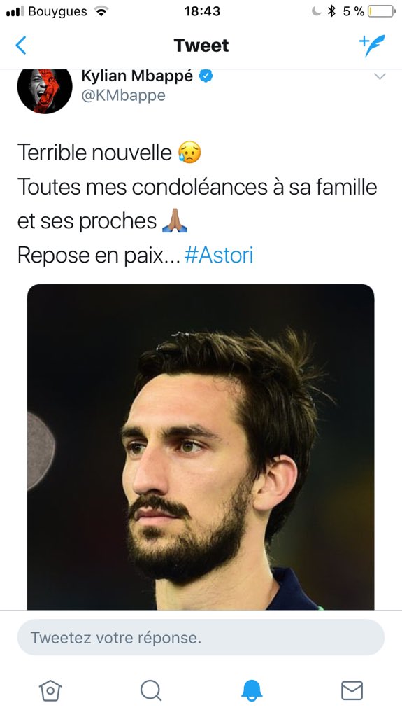 Tweets_a_la_mdr's tweet photo. Jsuis explosé les gens sur Twitter ils viennent d’une autre planète 😂 https://t.co/DuOHD7LTVt