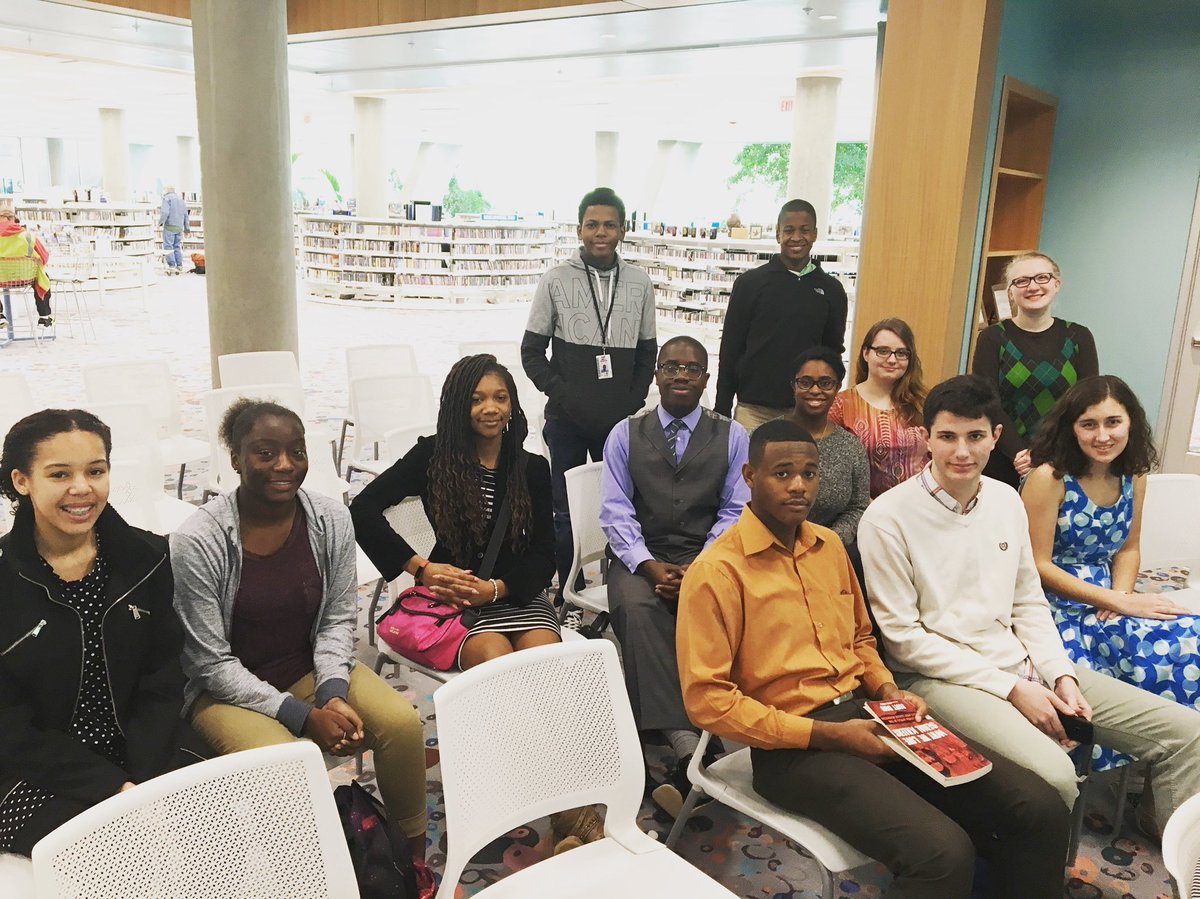 AshAusp's tweet photo. So proud of these @WHS_SOAR scholars for their dedication to their research this year &amp; their participation in #NHD midlands regional contest today!! Eagerly awaiting awards now 🤞@NationalHistory @WHS_Redhawks https://t.co/aIFgaU8RGR