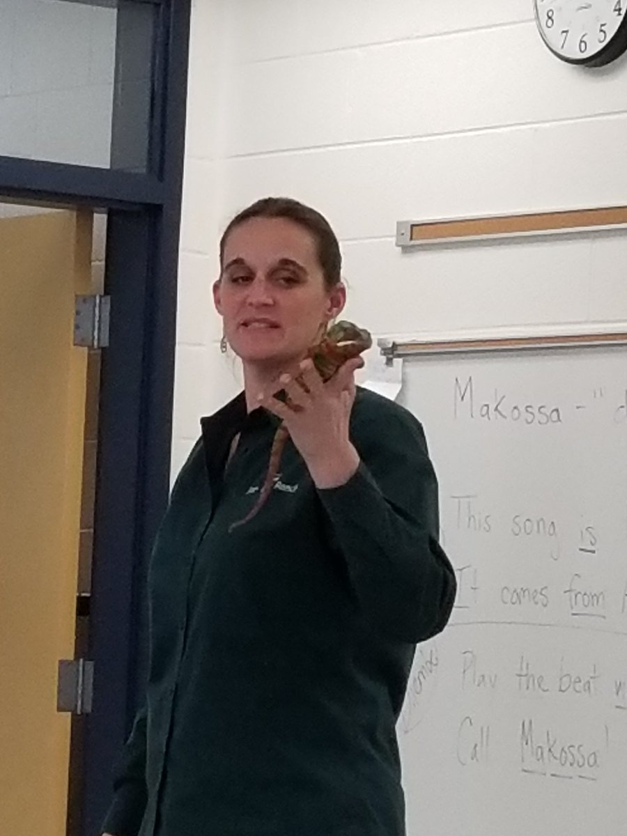 FeeserLCPS's tweet photo. Learning about animal adaptations and habitat from Bar C Ranch in 3rd Gr. @mskim3rdgrade @MrsDanish3rd @PThiessen_LCPS #SteamExpo2018 https://t.co/X6YOaOsmvF