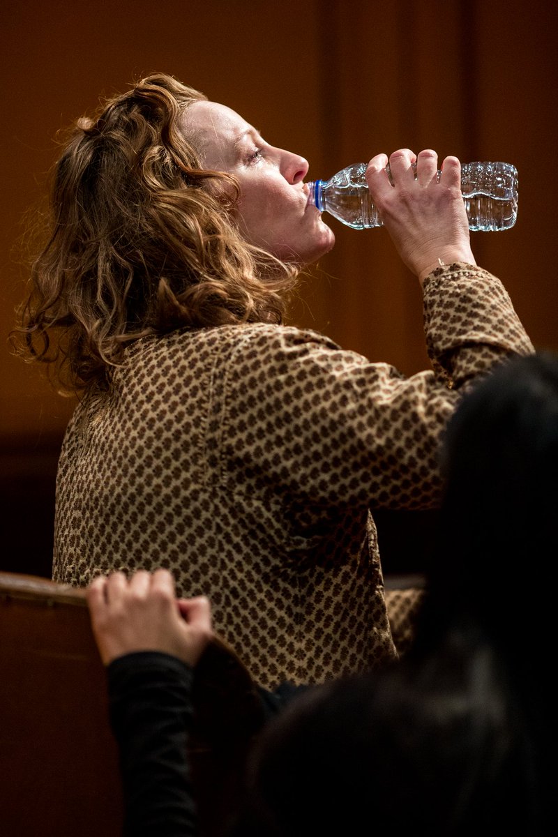 CheckpointChana's tweet photo. Bev Hemmings sees herself as a victim - but the world thinks she's victimising.

#CheckpointChana explores thorny issues of #AntiSemitism against a backdrop of personal crisis.

Checkpoint Chana runs at the @finborough 4-20 March. https://t.co/QuFMqXAgOv