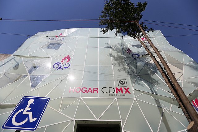 GobCDMX's tweet photo. ¡A favor de su calidad de vida! #HogarCDMX abrió sus puertas para apoyar a población en situación de calle con un espacio digno para vivir https://t.co/W4eLIbodlN