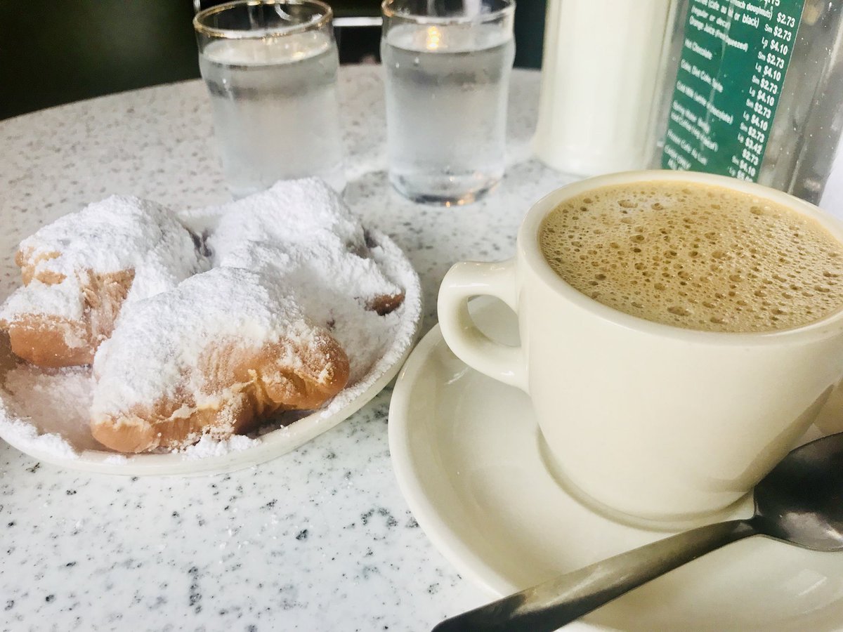 ann_hufford's tweet photo. #postmyplate Café Du Monde @MenuDirections @technomic @FennerKathryn https://t.co/hxIqOhqi2W