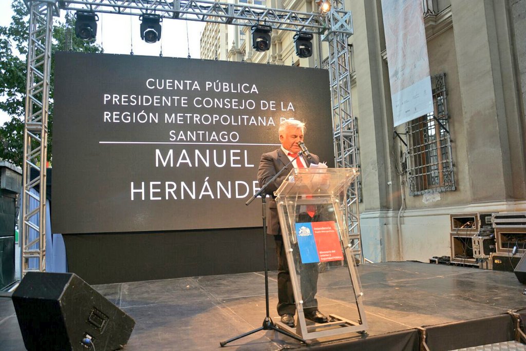 COREsantiago's tweet photo. [AHORA] Presidente del @COREsantiago, @Manuel_CORE, entrega #CuentaPública2017 frente a la ciudadanía en el Paseo Bandera #SomosCoreRM https://t.co/JgEVG8Vths