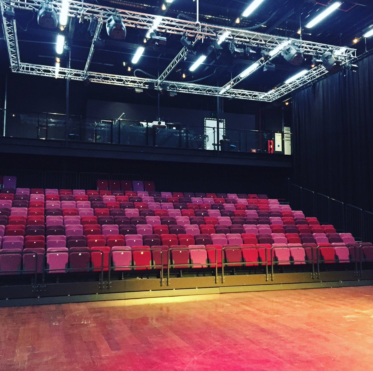neilmaunder's tweet photo. #thefuse 10 year anniversary gig this Saturday! #maundersschool https://t.co/g8z36xvYoV