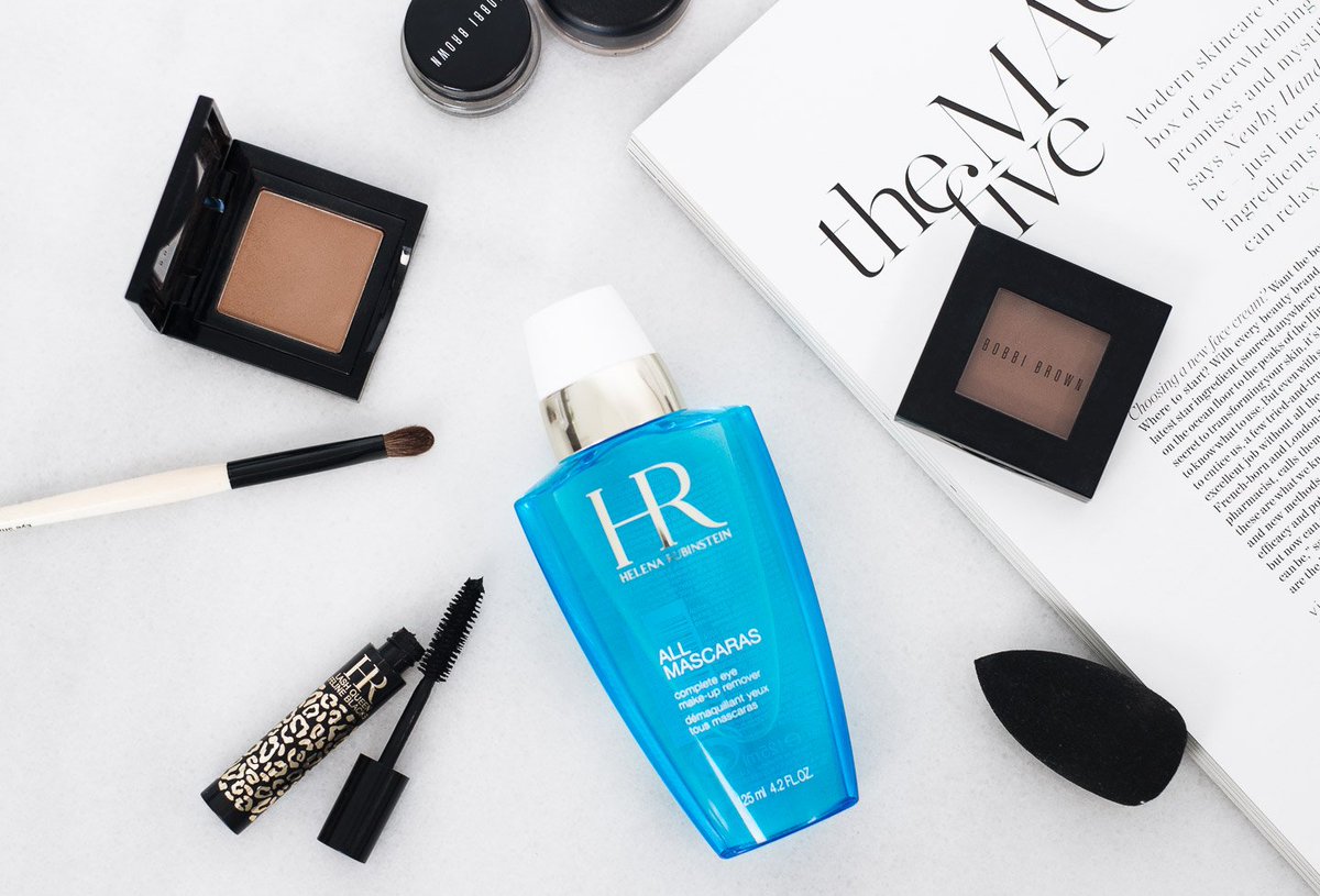 DianaBuiuciuc's tweet photo. Loving this eye makeup remover from Helena Rubinstein! Read the full review on https://t.co/MC39sOzTQS @LovingBlogs #beautyblogger #beautyblog @FemaleBloggerRT #helenarubinstein @Global_BlogRT #thebloggershub https://t.co/xINWxDOZJd