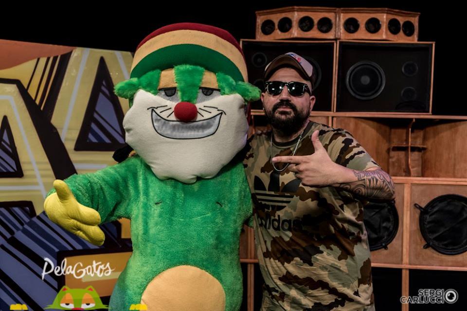 PelaGatosReggae's tweet photo. @LOSCAFRES @GuilleCafre @IllobreClaudio los esperamos el sábado!! en el @cculturalsi 
Lanzamos la temporada 2018 de #PelaGatosiRadio junto a @DancingMood &amp; @Kalacawas desde las 21hs. ¿se prenden? https://t.co/AZvo1i8Njt
