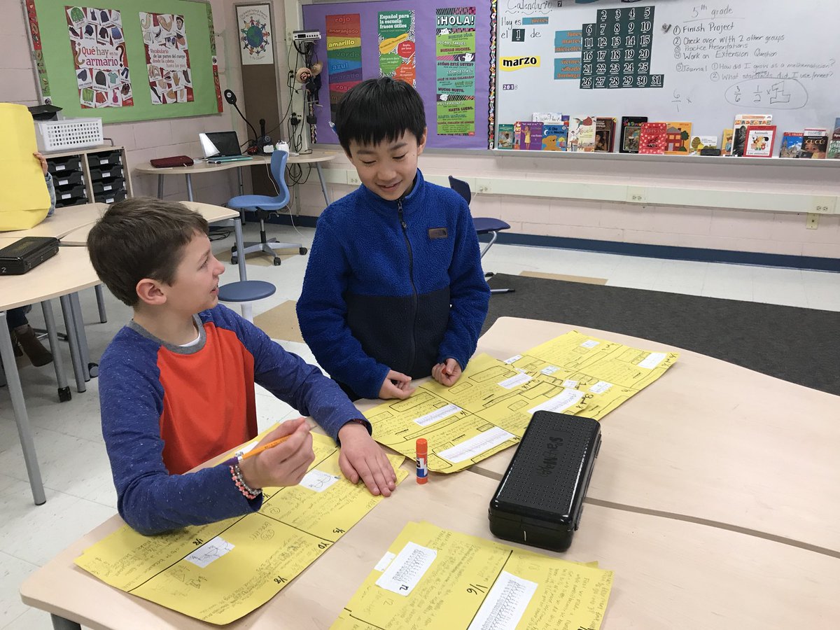 MrsGreenA2's tweet image. Checking our calculations one last time before we get ready to make bracelets for Hope Smiles in Uganda! @HaisleyA2 #ExtendedMath #everydayfractions