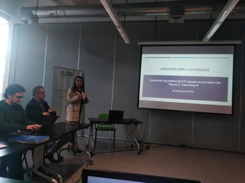 fjmontoyaprofe's tweet image. #InnovationForTransformation #InnovacionTransformativa Desde lo que hacemos, ¿transformamos nuestro entorno? ¿Aportamos a la resolución de los principales problemas de nuestro entorno? @TIPConsortium