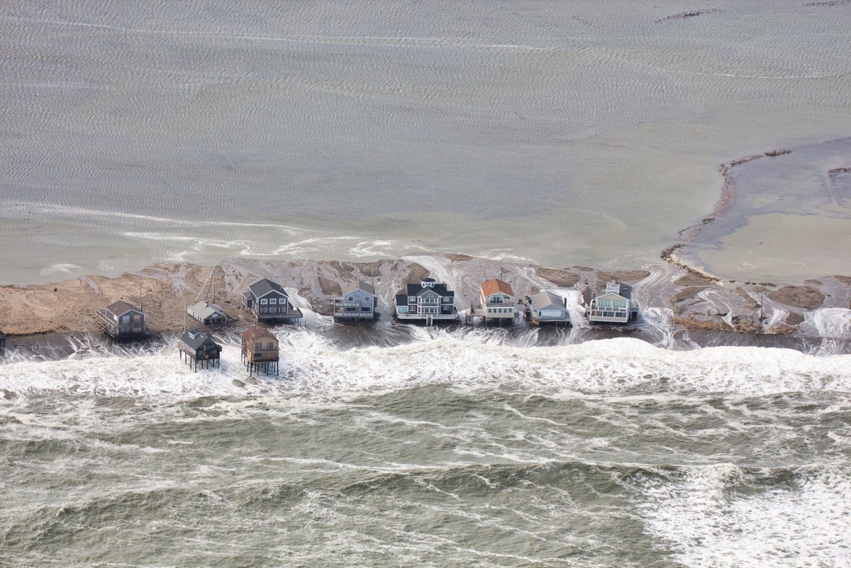 Guessing that this picture of Scituate MA during last week's flooding will become a sea-level-rise image for the ages h/t <a href="/wx1box/">SNE Amateur Radio Skywarn</a>