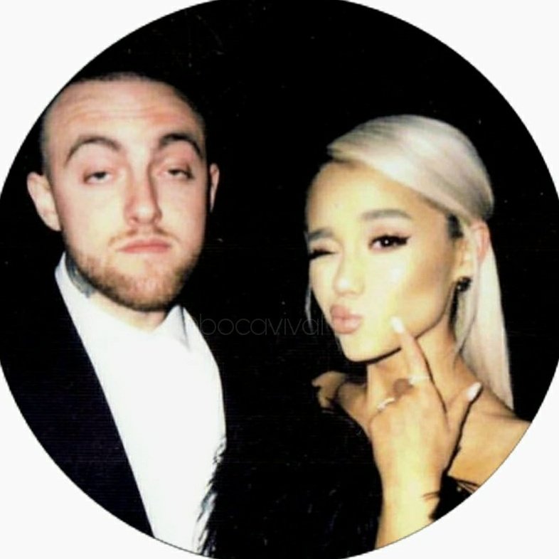 bocavival's tweet photo. Ariana x Mac Layout
-RT if you save (be honest)
-Give credit 
-Sam 💖 https://t.co/K0YXU3Vk5L