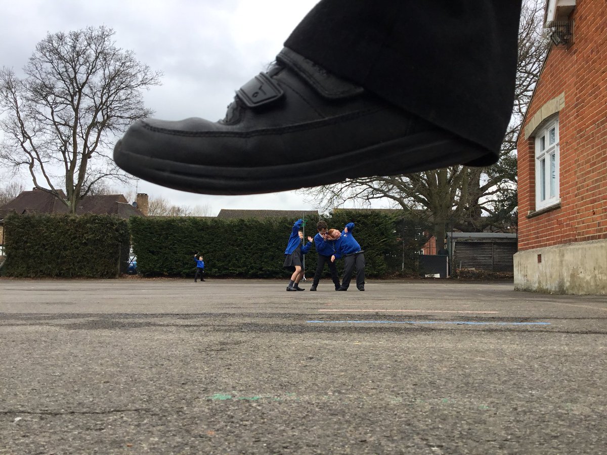 frimleyjunior's tweet photo. Year 3 were using our iPads to shoot digital photographs in computing today, learning about angle, focus and perspective. Take a look at our efforts #year3computing https://t.co/qWJ33TV8Lo