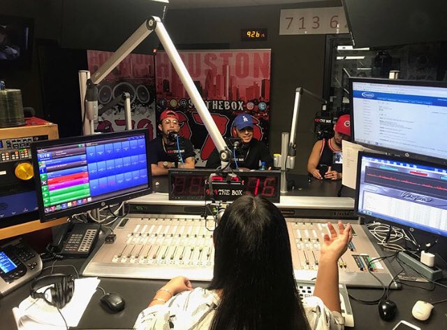 HustleTownNet's tweet photo. Salute @ThatKidEvo @KlevaHH4L @DoemanxDyna @lilromusic  with @jessicajeanz @979TheBox studios SUBSCRIBE TO OUR YOUTUBE PAGE: Hustle Town Network https://t.co/nwalXUrWUv