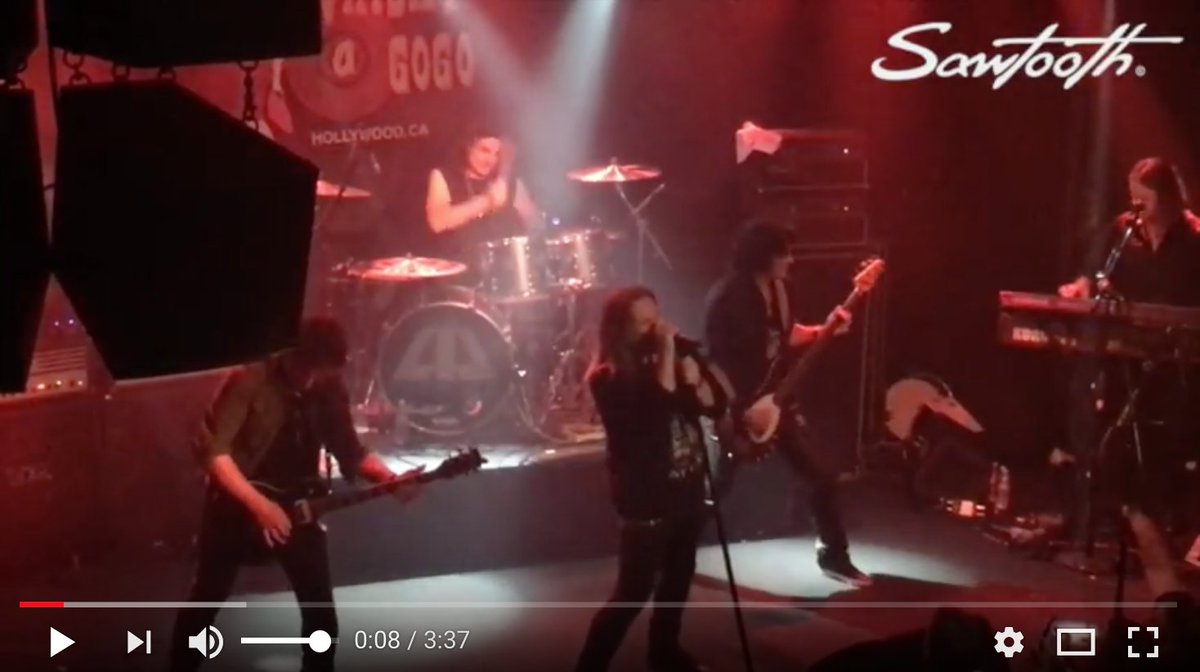Sawtooth_Music's tweet photo. The great @VinnyAppice is playing his #Sawtooth #CommandSeries #6PieceDrumKit at the #WhiskeyAGogo with @LastInLineRocks. #WatchVid https://t.co/RXQxEGOwVD Learn more about his kit here: https://t.co/WUDzlvlFeC #VinnyAppice #SawtoothDrums #LastInLine #VivianCampbell #DIO https://t.co/j362xPPRWR