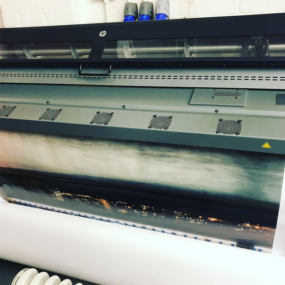 PartnersfPrint's tweet image. Printing the next wall graphic. Watch this space for installation photos. #Design #Print #Copy #Display #Reigate #Surrey #Canvas #Leaflets #Folding #Fastprint #Popup #Exhibition #Illustrator #Blackandwhite #Printshop #Tshirtprinting #Largeformat #Posters #Businessstationery