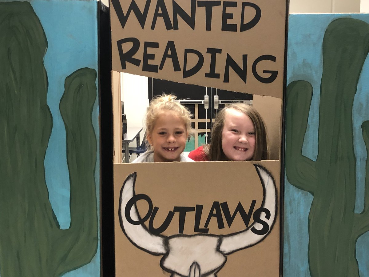 ftmiller4's tweet photo. AR time at the Shmillertown Ranch @Satothaburr @GWCarverES @GWCESLib @shmillertown3 https://t.co/iKl8OhsST3
