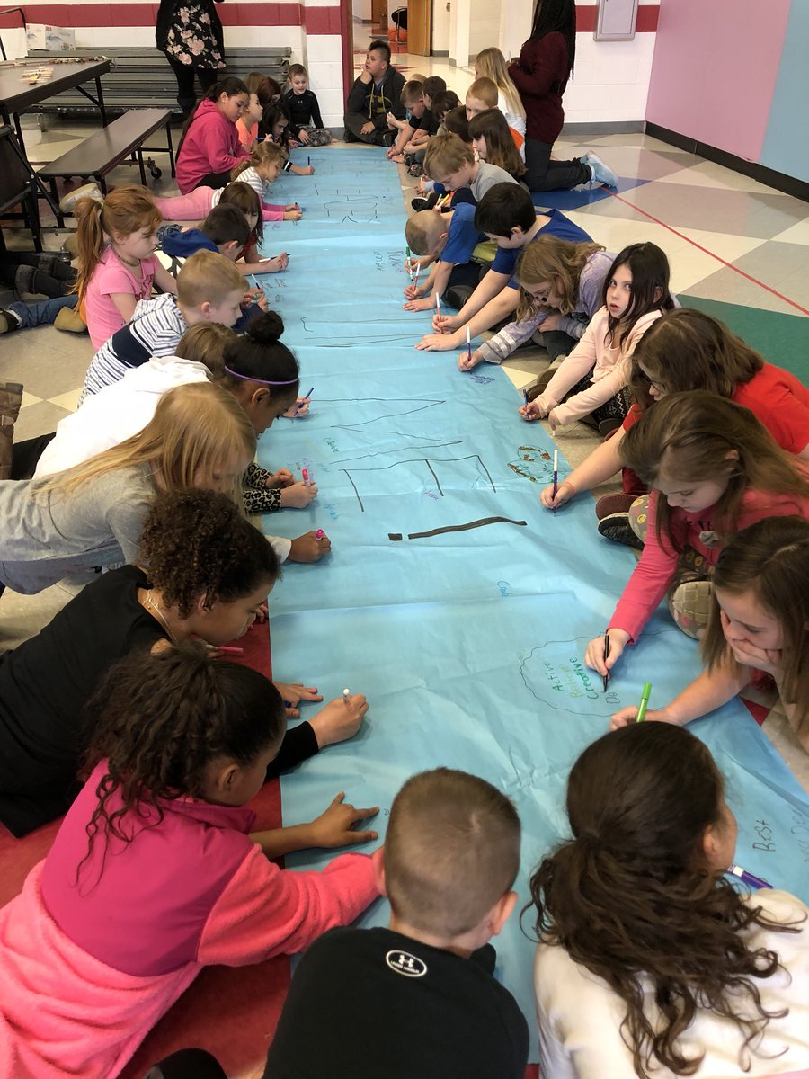 tdaniellem1ll3r's tweet photo. Working with our 4th grade leadership buddies and coming up with leadership words #mcs @TaftHERO https://t.co/6YQA8WhQmD