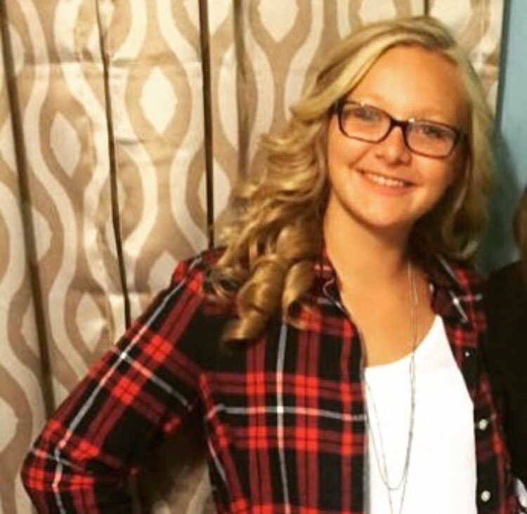 stacey01461972's tweet photo. Just got our tickets for the tailgate’n &amp;tallboys concert! #kanebrown #teenagedaughterinshock https://t.co/anXQ3XZi6y