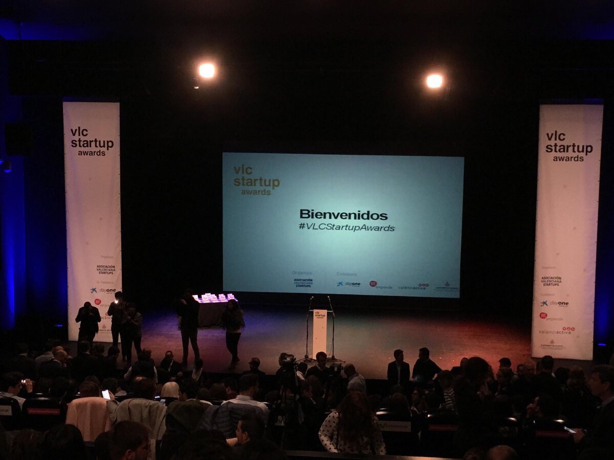 Hoy nos juntamos todo el ecosistema emprendedor en los #VlcStartupAwards organizados por <a href="/Startup_VLC/">Startup Valencia</a>