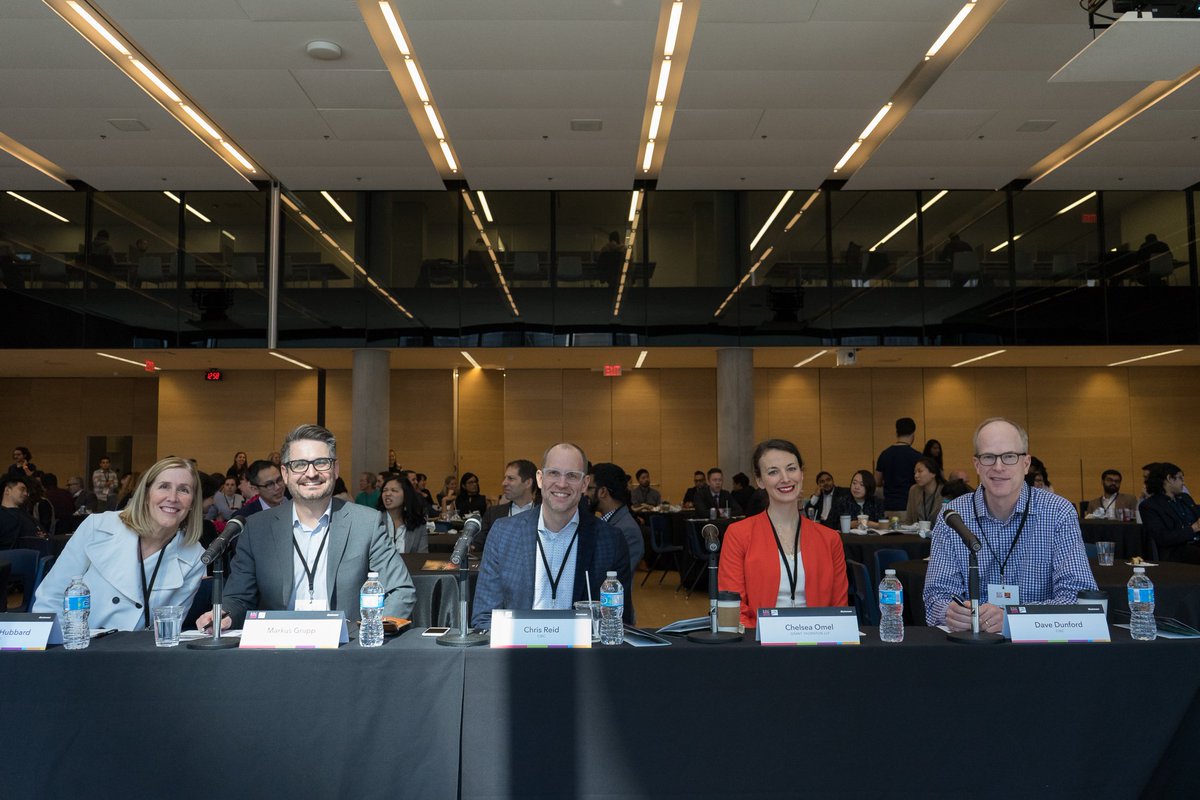 rotmandesign's tweet photo. Special shout out to our Final Round judges. Thank you for choosing to spend your sunny Sunday afternoon inside the @rotmanschool
Thank you @cibc for sponsoring #RDC2018 #RDCxCIBC #rotmandesignchallenge @markusgrupp @thatseamstress https://t.co/3Vtyzpy7xb