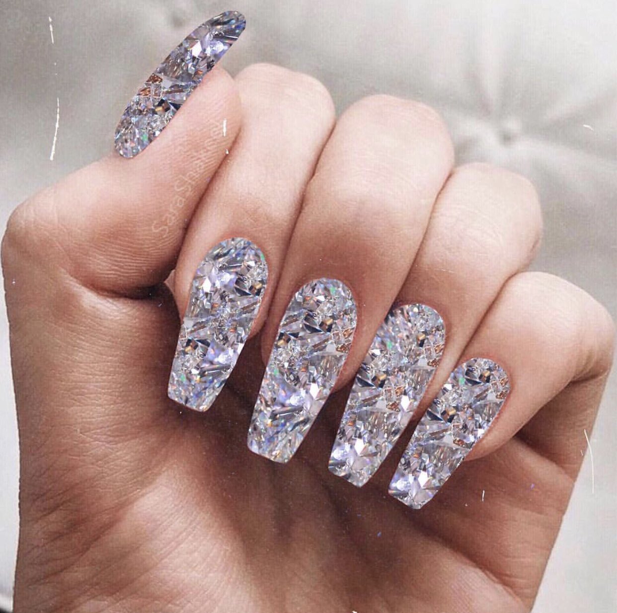 MARMALADE on X: 🤤Drooling🤤over these DIAMOND NAILS by @sarashakeel  💎💍💅#Diamonds #nails #sparkly #omg #amazing #manicure   / X
