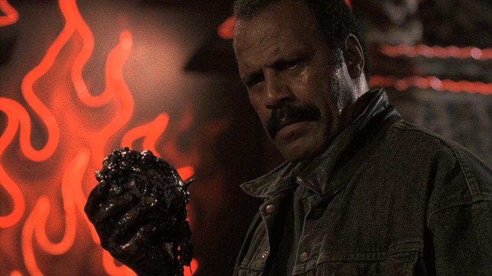 Happy Birthday to Fred Williamson, star of From Dusk Till Dawn (1996), Children Of The Corn V: Fields Of Terror (1998), Vegas Vampires (2007), Revamped (2007), Zombie Apocalypse: Redemption (2011), The Voices From Beyond (2012) and Dropping Evil (2012) 🎂 #FredWilliamson