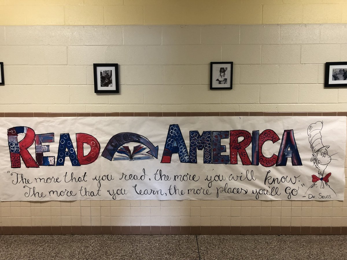 ms_sully_wfu's tweet photo. A wonderful day full of multi-age learning. 6, 7, and 8 year olds making Seuss-villes. Happy Read Across America Day! Thanks @mslammiam! https://t.co/OkoKQQvNnH