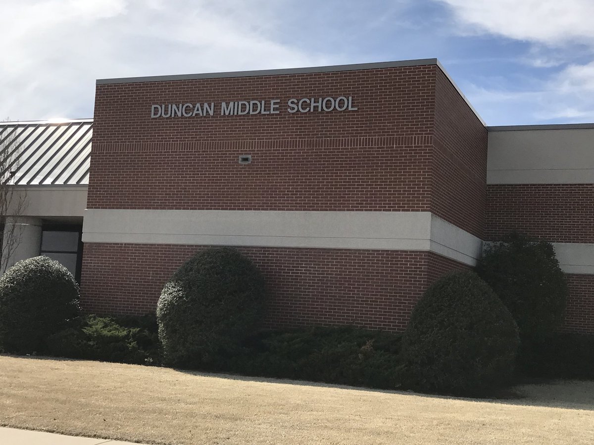 soldoutmike's tweet photo. BIG SHOUT OUT to our Duncan Middle School Administration and Staff! Thanks for loving and leading our Middle Schoolers so well! We don’t say it often enough, THANK YOU!! 🤓 Please RT at everyone you know who works at #DMS #forDMS @DuncanMiddle @DMSDemonDirect @melhau11 https://t.co/OsBEmK1GLv