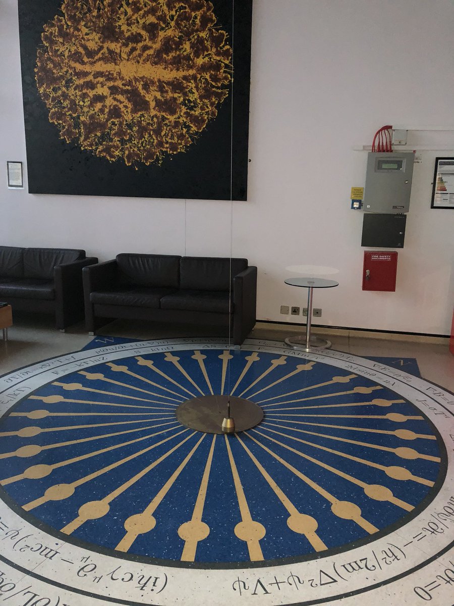 Dsciencestudy's tweet image. @S111_OU_J how about this for a pendulum #topic8 #warwickuni #physics
