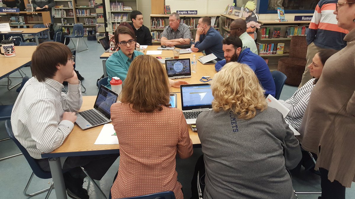 delmendorf's tweet image. @CatonsvilleMS Innovation Team facilitating today&apos;s PD on making curricular connections to #MakerSpace #cmsmakes
