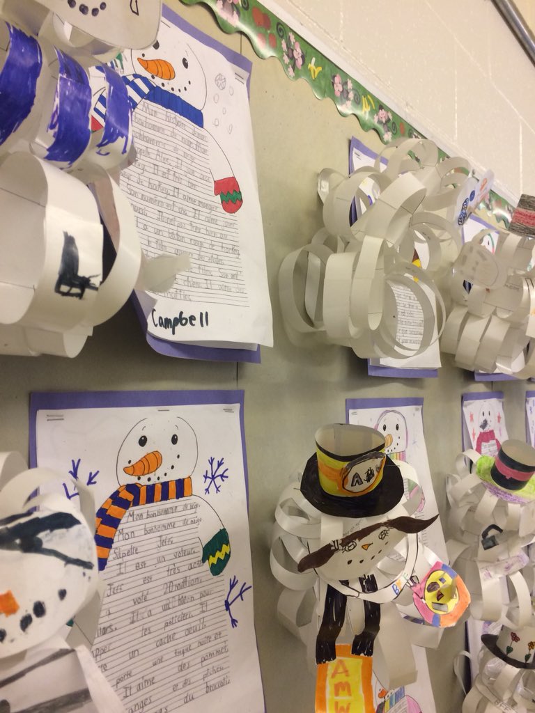 IrvineSD43PAC's tweet photo. M. Escueta’s grade 2/3 class got multi dimensional in their appreciation of snowmen! ⛄️. #IrvineProject https://t.co/7zL6iFXxrH