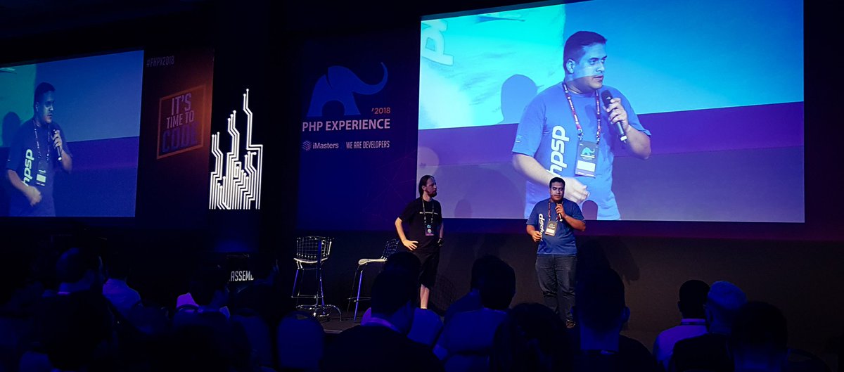 mhgontijo's tweet image. .@marcelgsantos &amp;amp; @netojoaobatista kicking-off #PHPx2018 #PHPExperience!