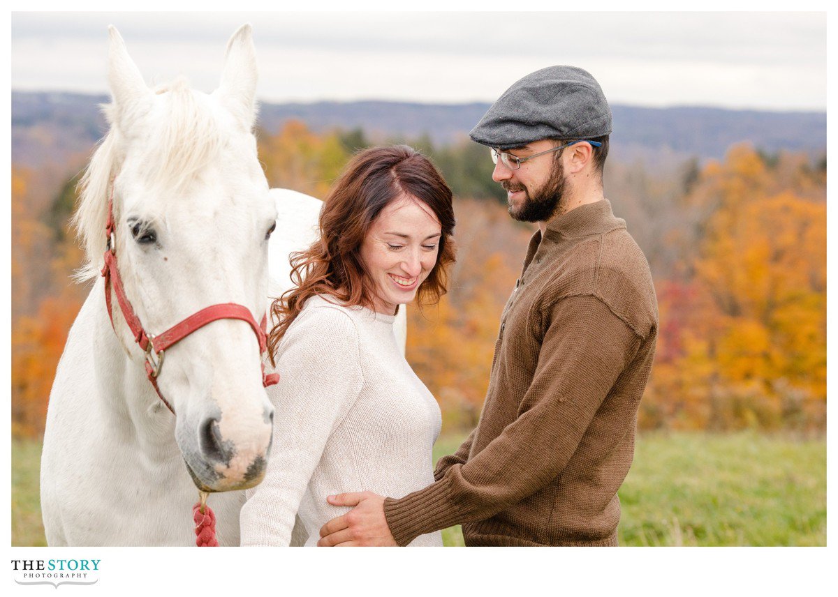 CoffeeWithChris's tweet photo. #engaged #shesaidyes #engagementphotography #farmengagement #horse #fallengagement #buffaloengagement #whitehorse https://t.co/UlM31THwuv