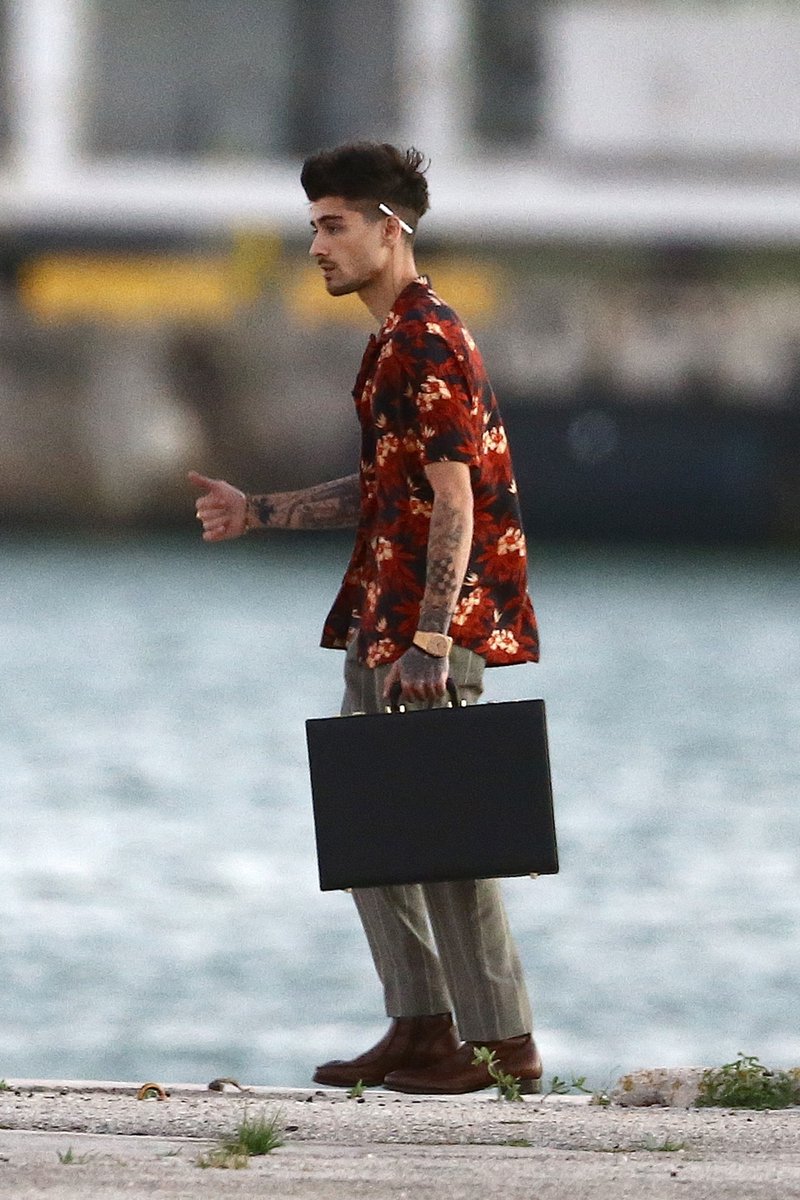 Zayn Malik records new video in Miami 05/03/18 Lipstick Alley