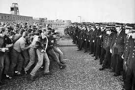 WriteMcFarlane's tweet image. Last chance to read this week’s blog about the #lecturersstrike before a new blog post tomorrow, which is a tad pornographic. Stay tuned...
…ntknowhowshedoesntdoit.blogspot.co.uk/2018/02/up-wor…