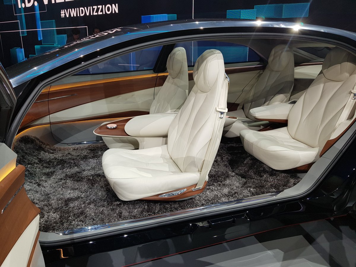 achiquini's tweet photo. La marca #VW reveló el #IDVision un vehículo eléctrico y autónomo con más de 600 km de autonomía. @Volkswagen_MX @Imagen_Mx @GimsSwiss #GIMSSwiss2018 @autosenimagen https://t.co/qKRM7V6imQ