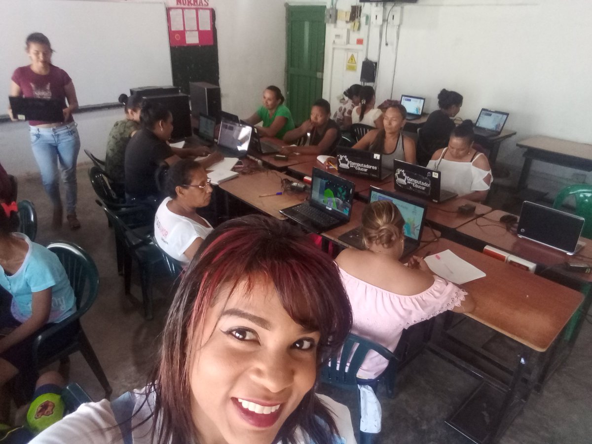 SISTEM3SENACFMA's tweet photo. En formacion complementaria en el corregimiento puerto Claver en la I.E.R Puerto claver https://t.co/geQ0HQsvL9
