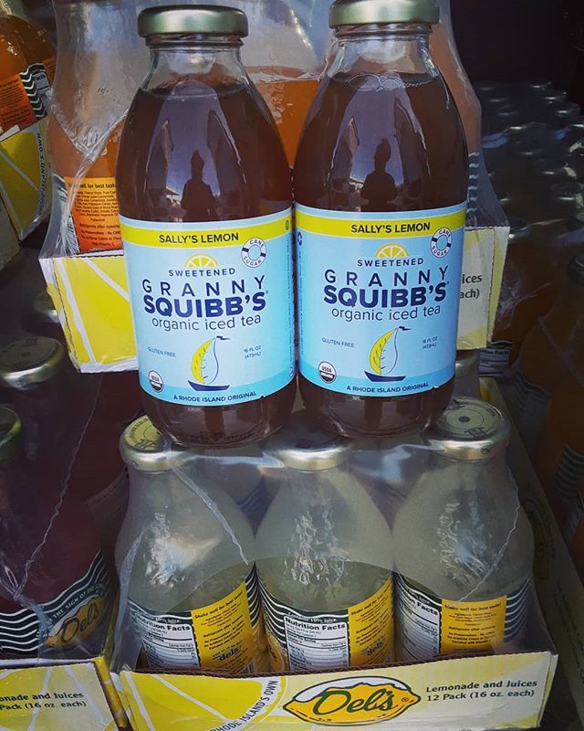 hhdistributing's tweet photo. Now in stock Rhode Island's Original @grannysquibb Iced Tea!! Pairs nicely with another RI Original @delslemonade!! Message us for samples of either. @popuprise @eatlocalrhodeisland @local2locals @johnnyclamcakes
#icedtea #tea #lemonade #local #rhodeisl… https://t.co/HOwVQsVTmO https://t.co/HMonPmhtdW