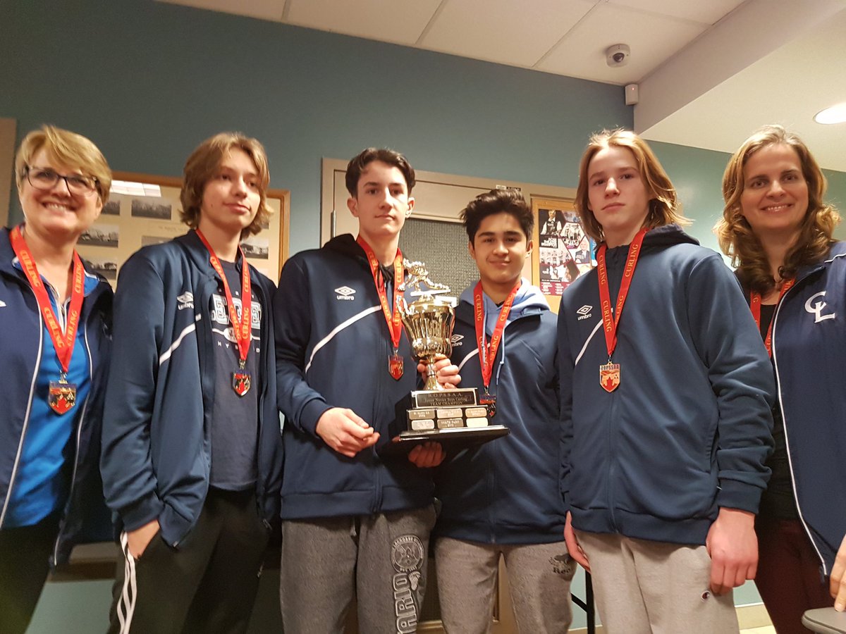 Bfinny1960's tweet image. @CardinalLegerSS Lancers Junior Boys 2018 Roppssa Curling Champions. #LancerPride #Lancerlearning