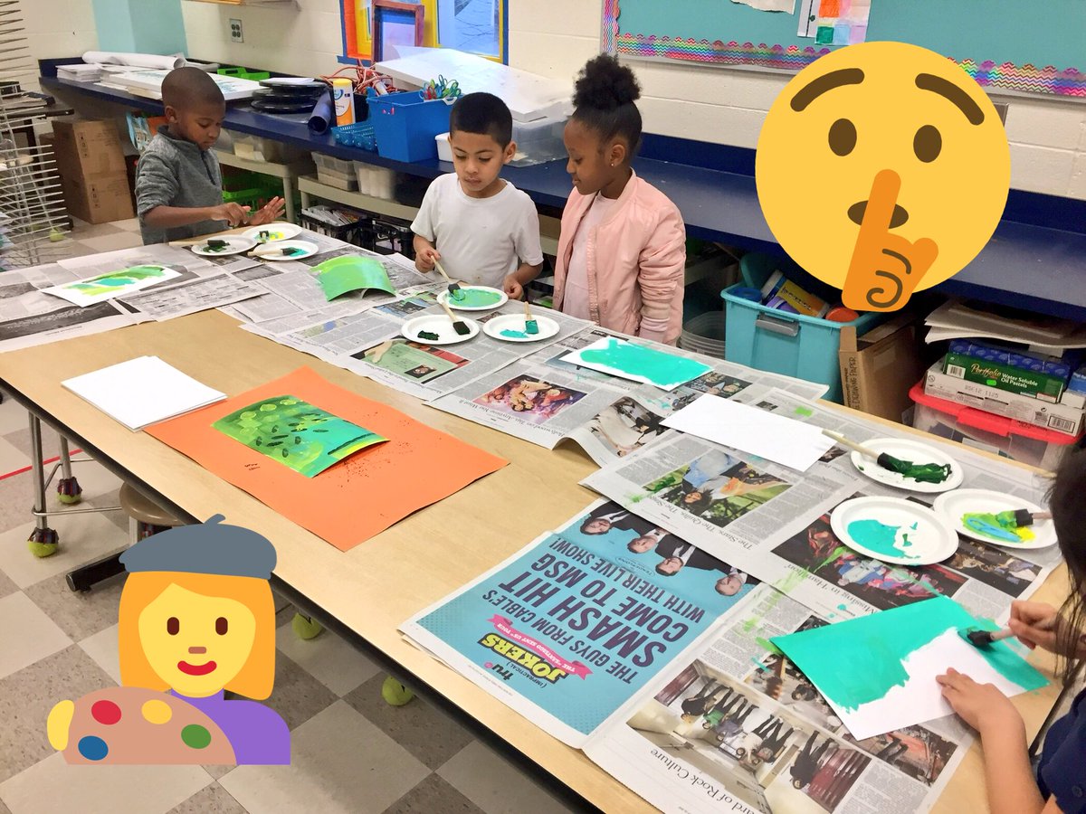 erickson_sarah_'s tweet photo. The art room #twitter has been silent, but our room has been bustling with 🧥🕶🤐top secret projects for #eitg and #fineartsnight! Mark your calendars March 23 and May 15 support the Hills!!! ☑️🕛📆💟 @APSGardenHills @GHESAcorns2Oaks @PrincipalAbbott @tlscott12 @TommyUsherAPS https://t.co/JLvTWGWbRc