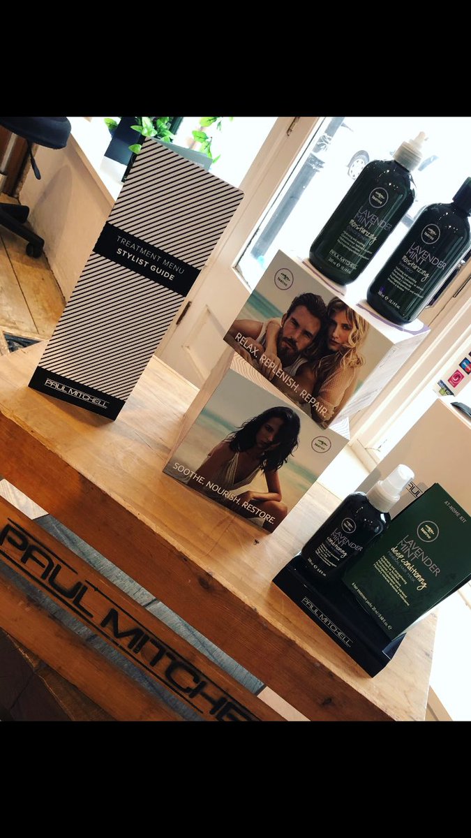 🌷🌿MOTHERS DAY🌿🌷
#paulmitchelluk 
Your mum deserves a special treat...
Lavender &amp; mint paul Mitchell wash house spa £39
