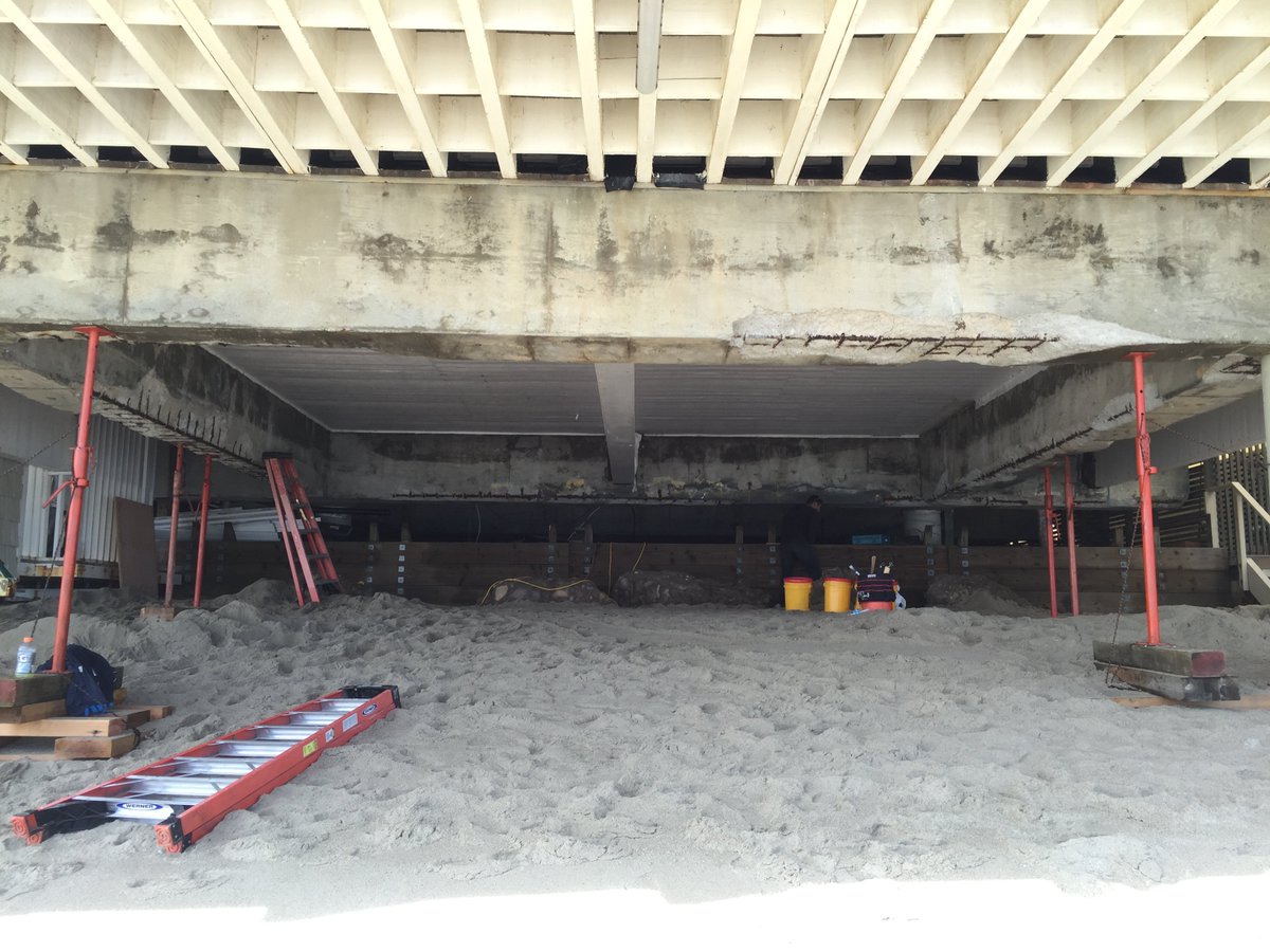 AlphaStructural's tweet image. This was a large spalling concrete job we did in Malibu, 2015. Due to the moisture on the coast , water found its way into the concrete and rusted the rebar. Alpha repaired the entire affected area, consisting of 120 linear feet of concrete foundation! #Spalling #Concrete #malibu